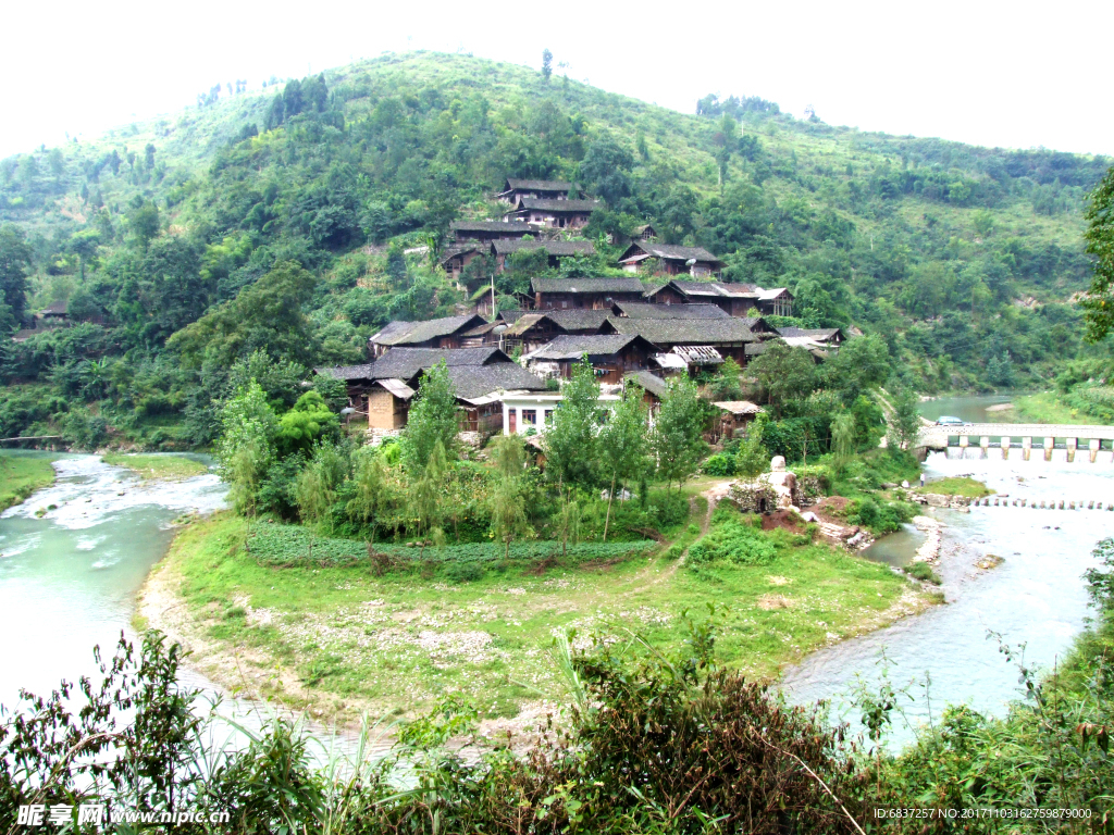 务川风景草纸塘