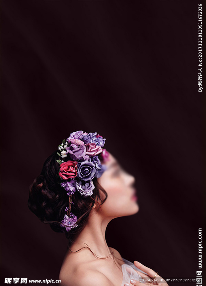 头戴花环的美女