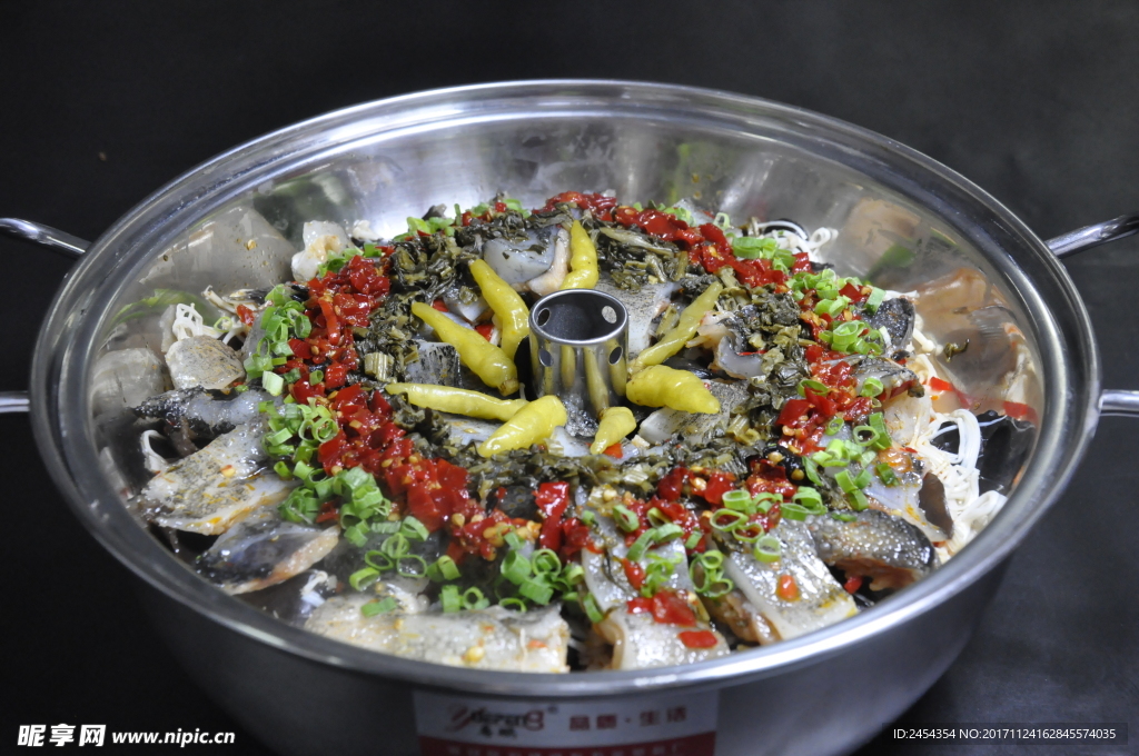 堂焗黄菜海参鱼