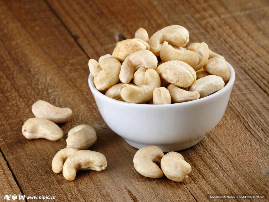 美味的腰果图片