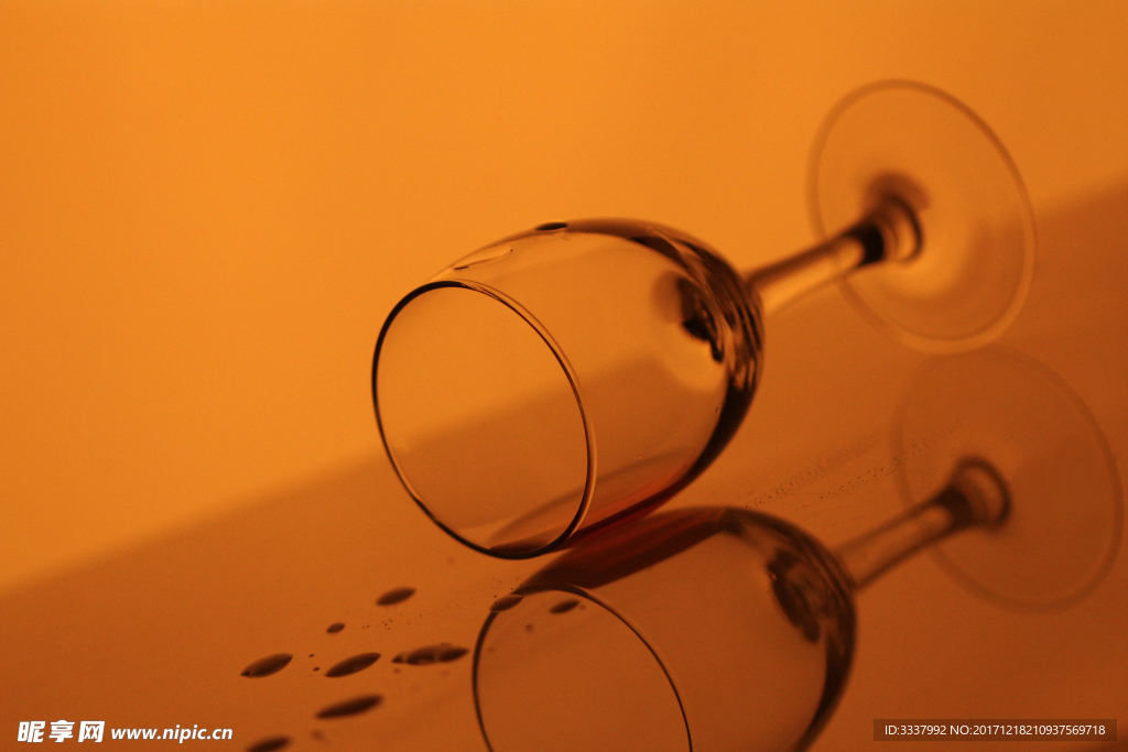 酒杯 唯美 意境