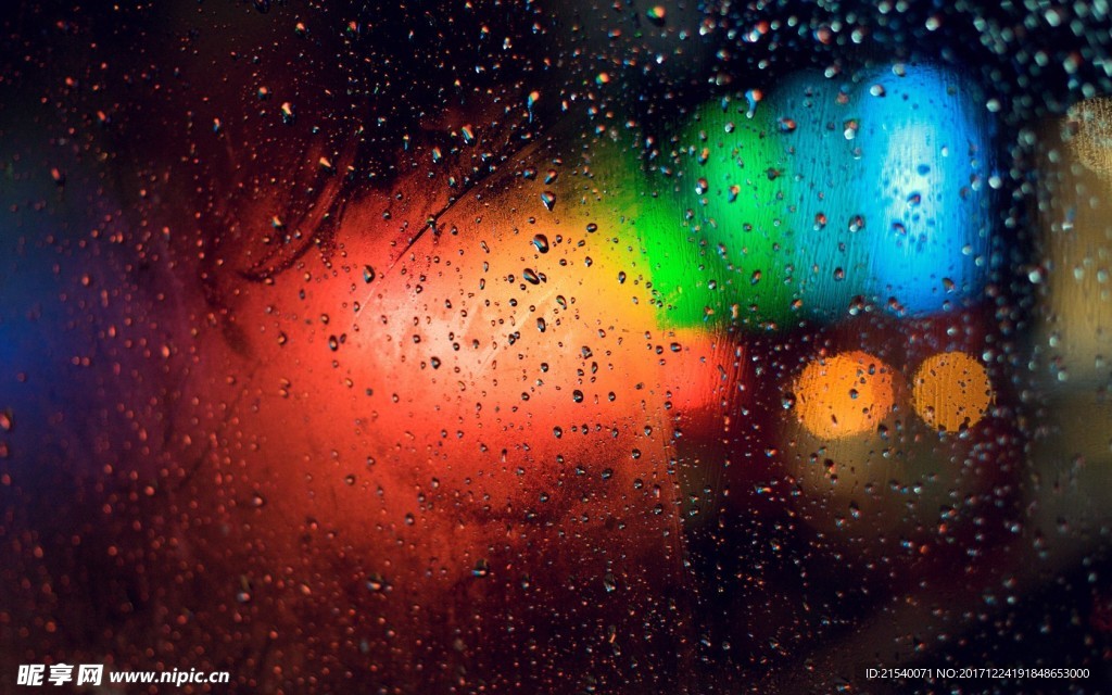 下雨天玻璃