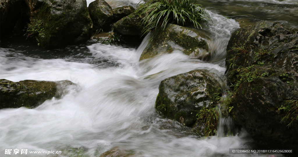 瀑布 溪流 石头 河流 流水