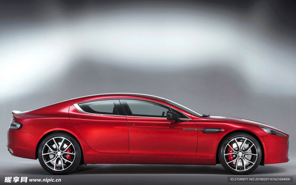 阿斯顿马丁 rapide