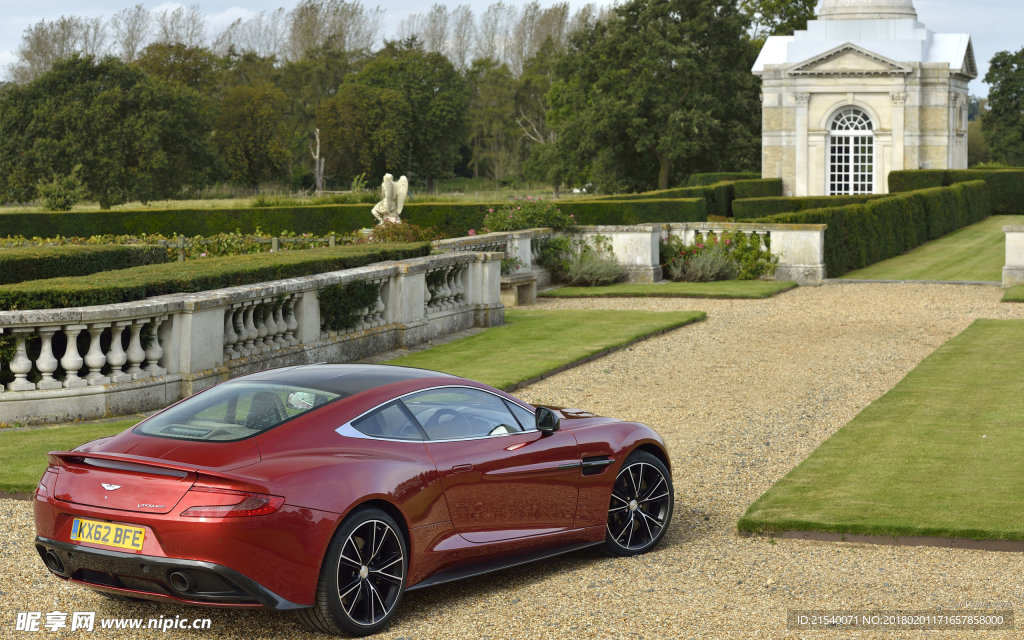 阿斯顿马丁 Vanquish