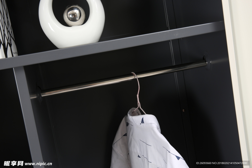 沛瑾家具双门柜