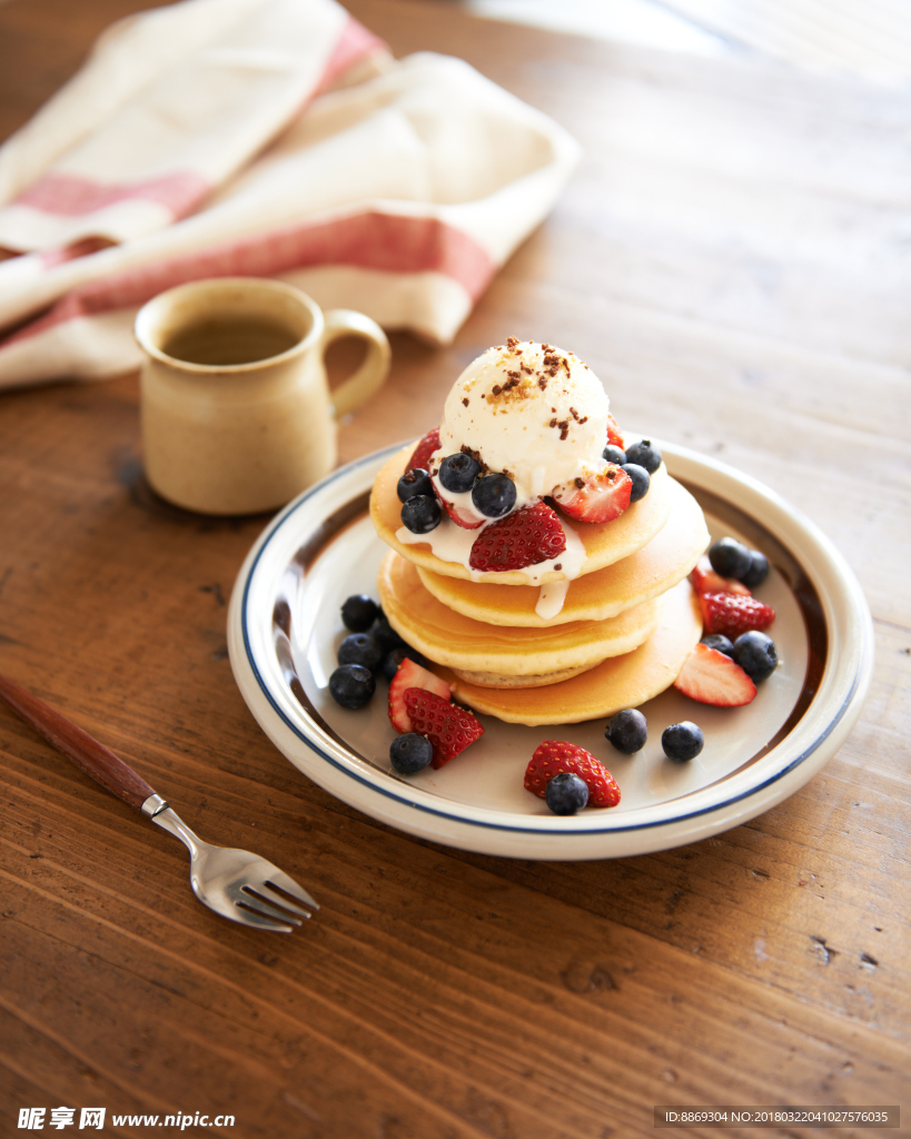 水果 冰淇淋奶油松饼