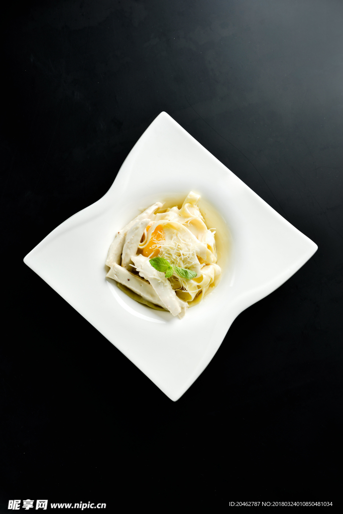 意大利罗勒宽面