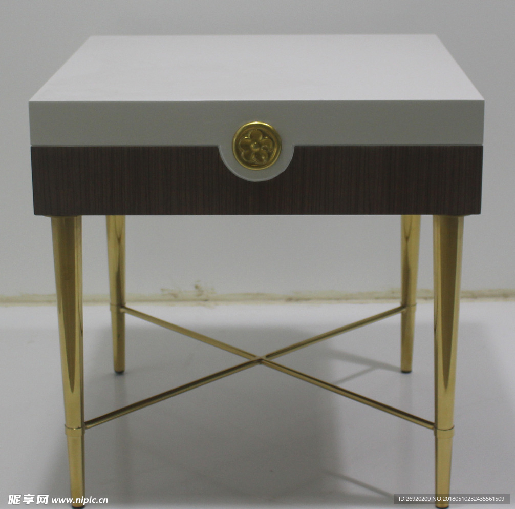 宾利芬迪范思哲大牌名牌家具边几