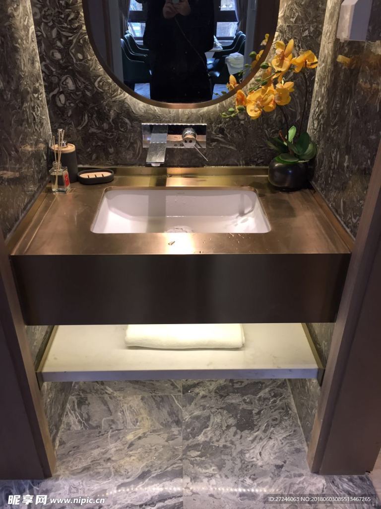 卫生间面盆台面