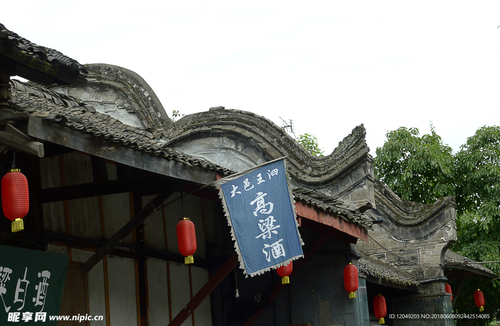 行于四川崇州（元通古镇）