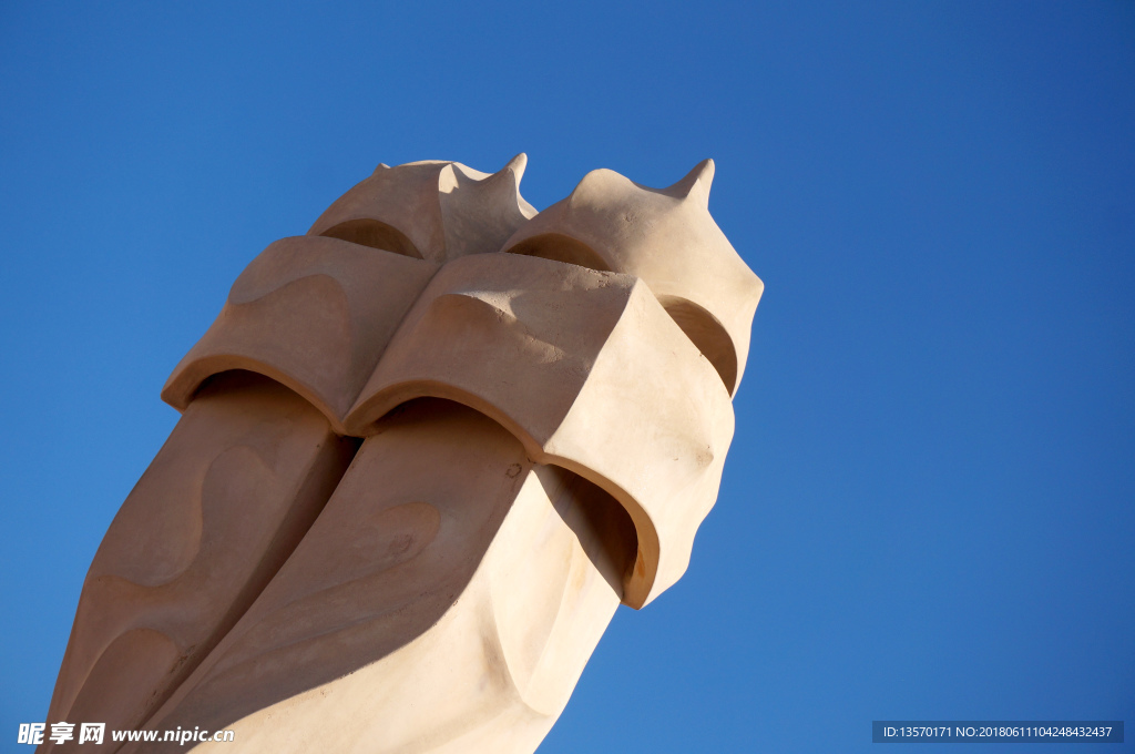 米拉之家外景 烟囱