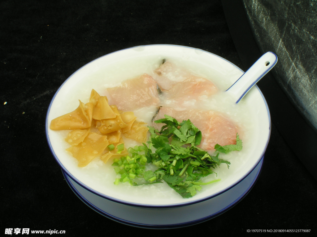 鱼骨粥