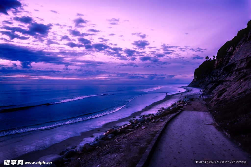 清晨里的大海风景