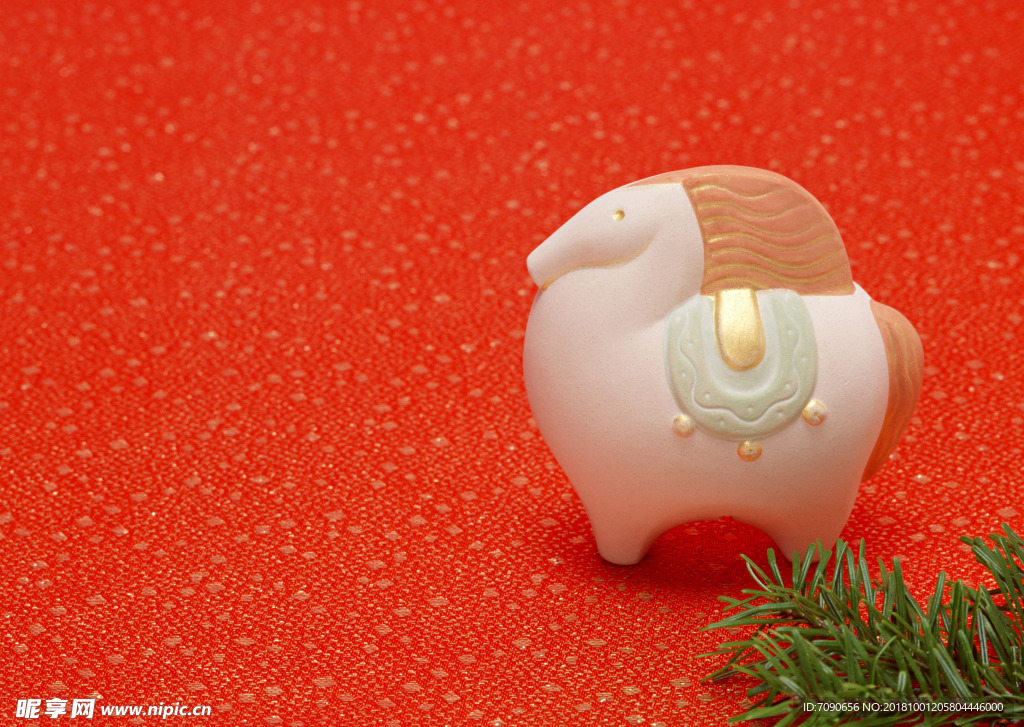 陶瓷摆件现代设计