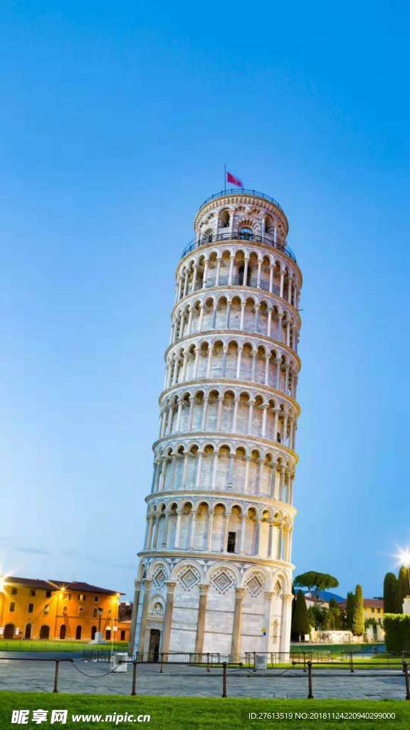 美丽的斜塔图片