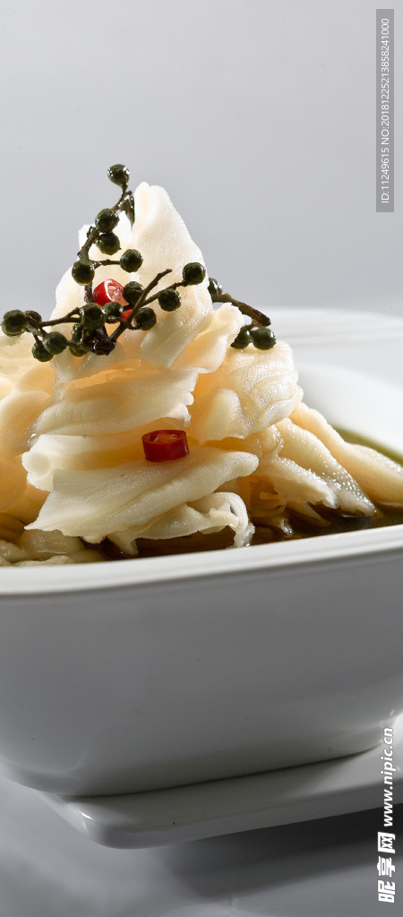 鲜露花椒泡鸭掌