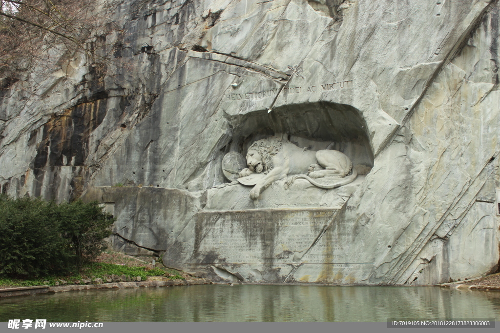瑞士狮子纪念碑