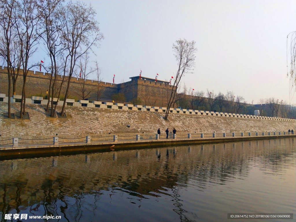 美丽的护城河风景