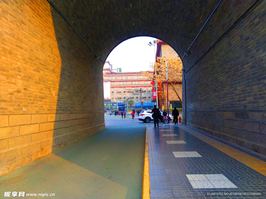 夕阳下的城墙风景