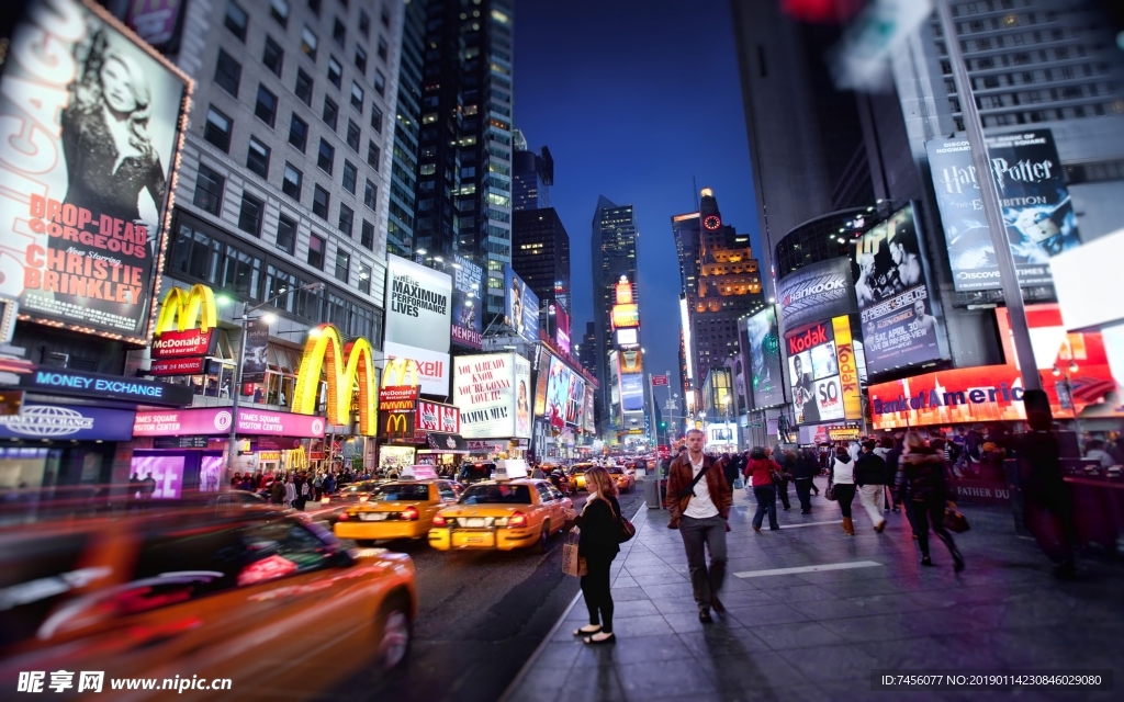 马路高清建筑高楼大厦风景画