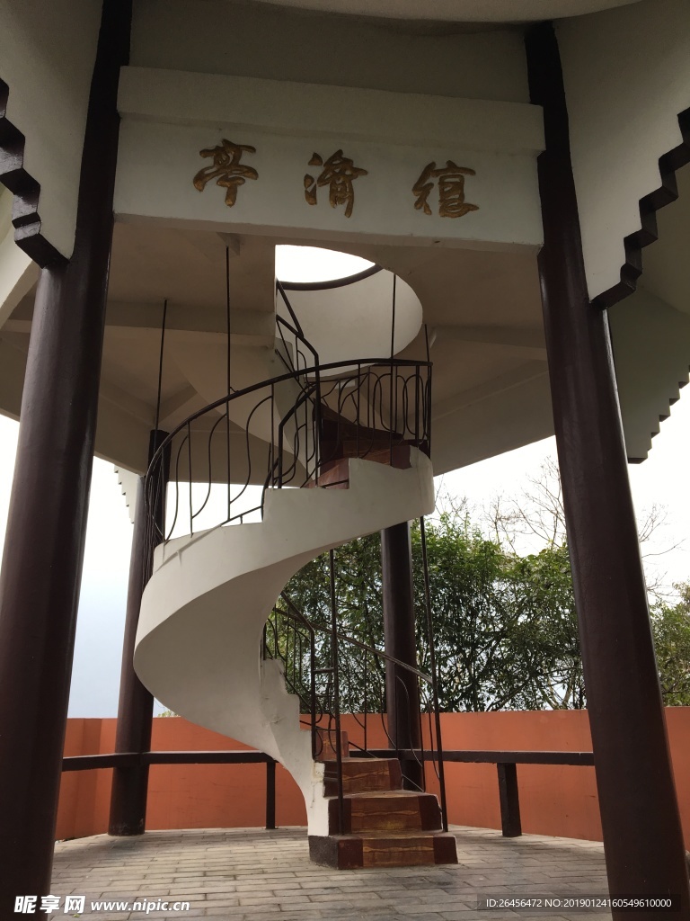 旋转 楼梯 亭台