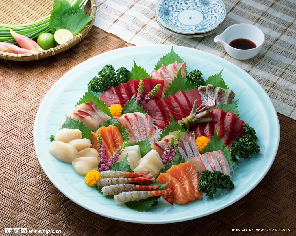 海鮮鱼类菜肴蔬菜碟食物