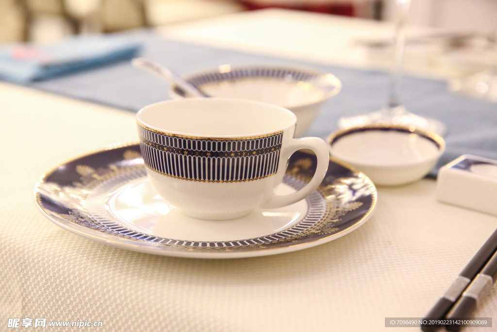 餐具 餐盘 餐厅