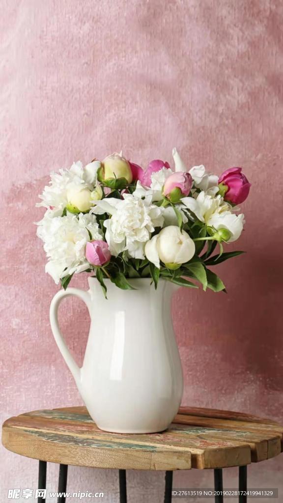 素雅的插花图片