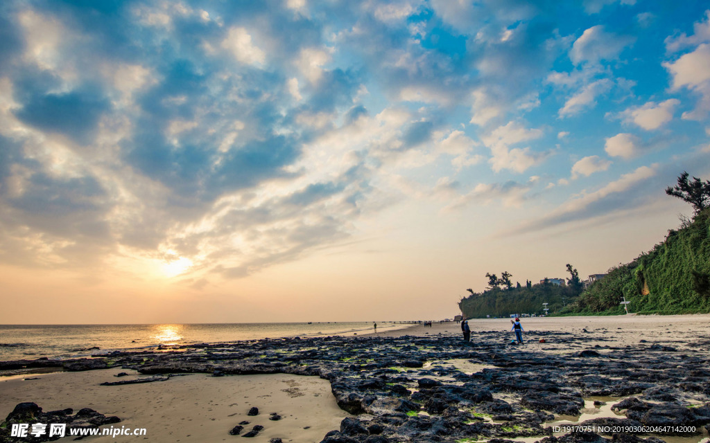 日落 夕阳 黄昏 天空 湖面
