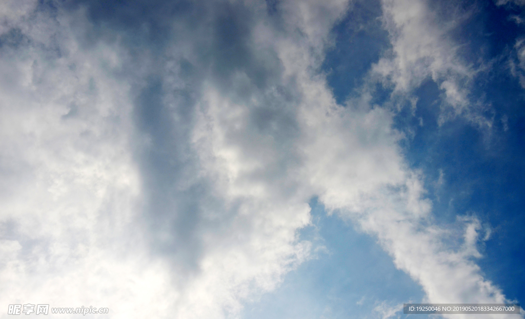 天空  蓝天  白云  阴天