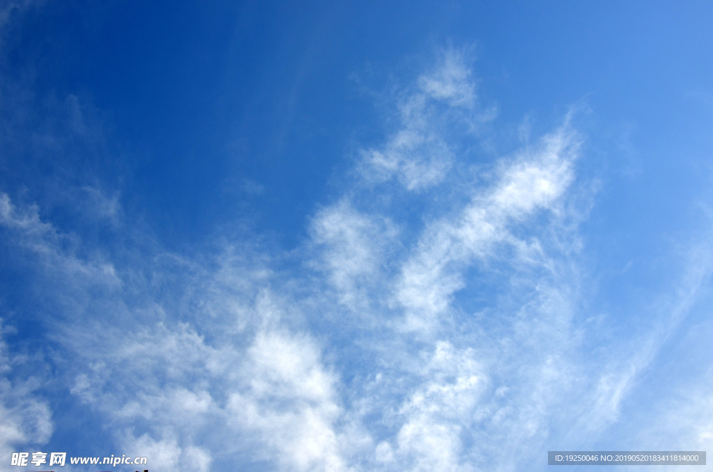 天空  蓝天  白云  阴天