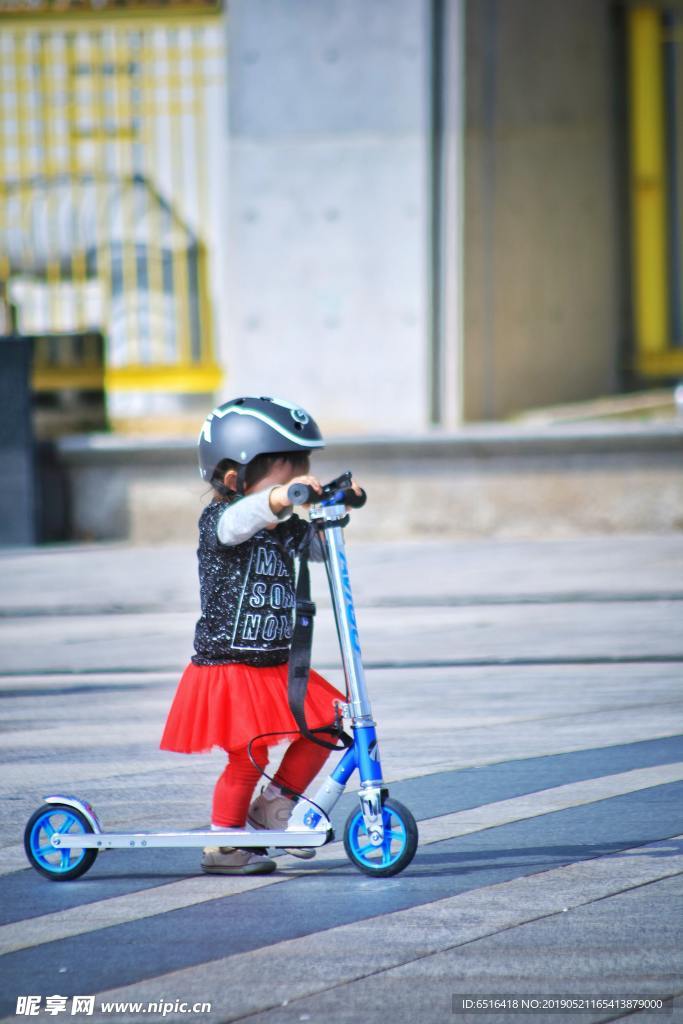 国外可爱嬉闹儿童