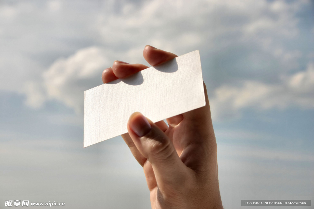 焦点关注 公告板 形体模特 兴