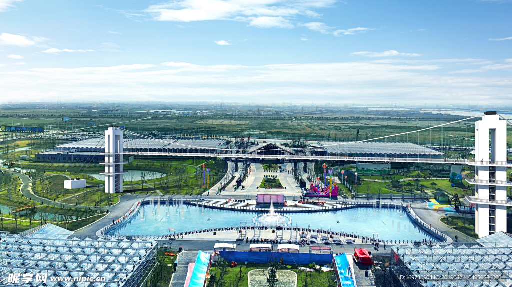 玻璃吊桥效果图