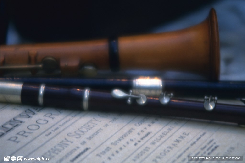 音乐制作人 麦克风 乐器 音乐