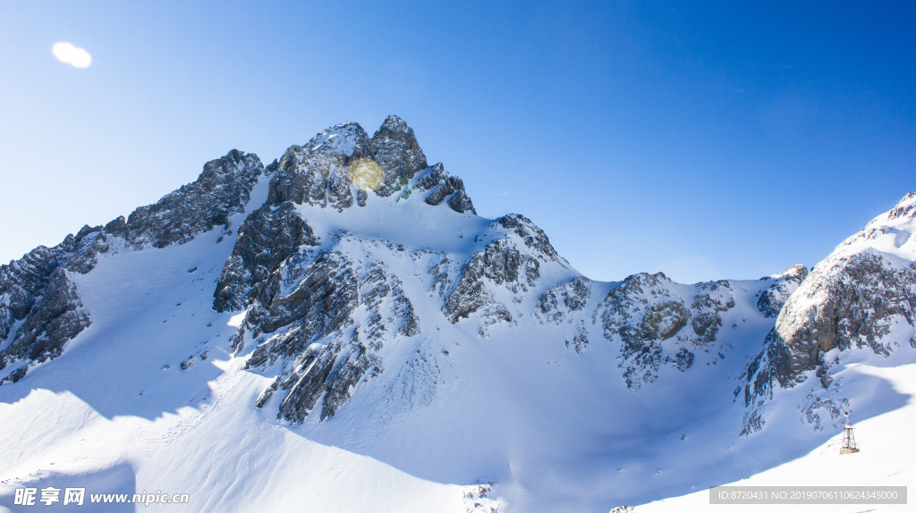 玉龙雪山上的一角