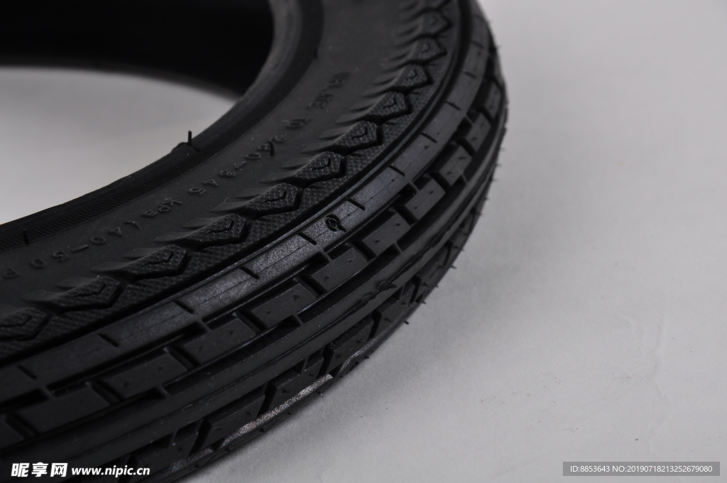 电动车轮胎