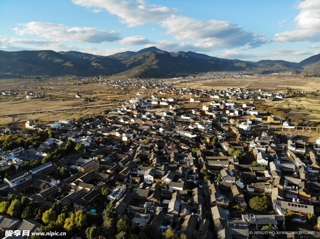 航拍云南沙溪古镇