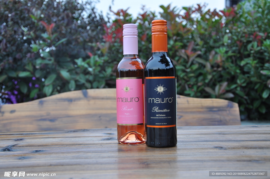 瑪威勒葡萄酒小瓶迷你酒户外拍摄