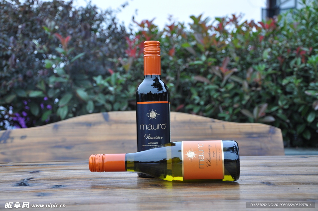 瑪威勒葡萄酒小瓶迷你酒户外拍摄