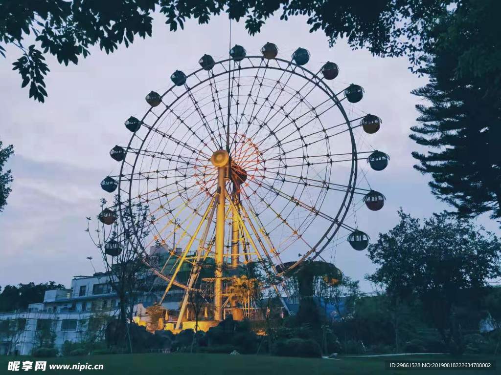 福州西湖公园摩天轮