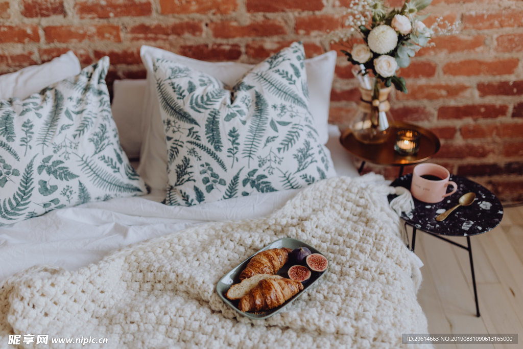 房间里的下午茶