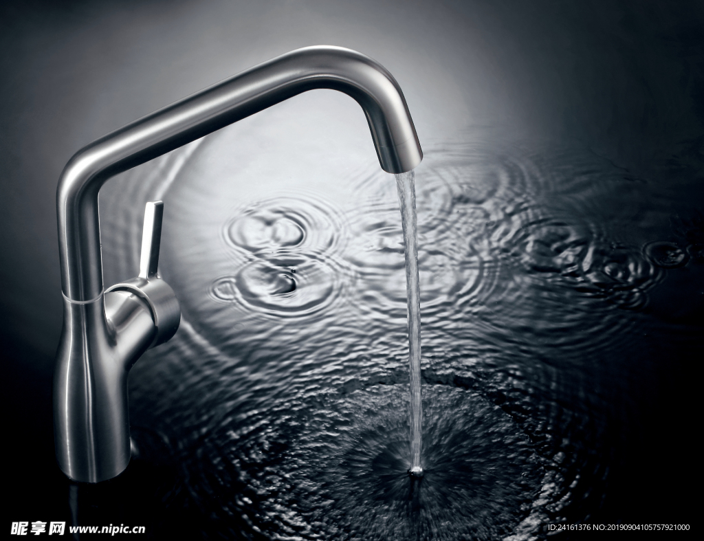 水龙头场景效果拍摄创意艺术拍摄