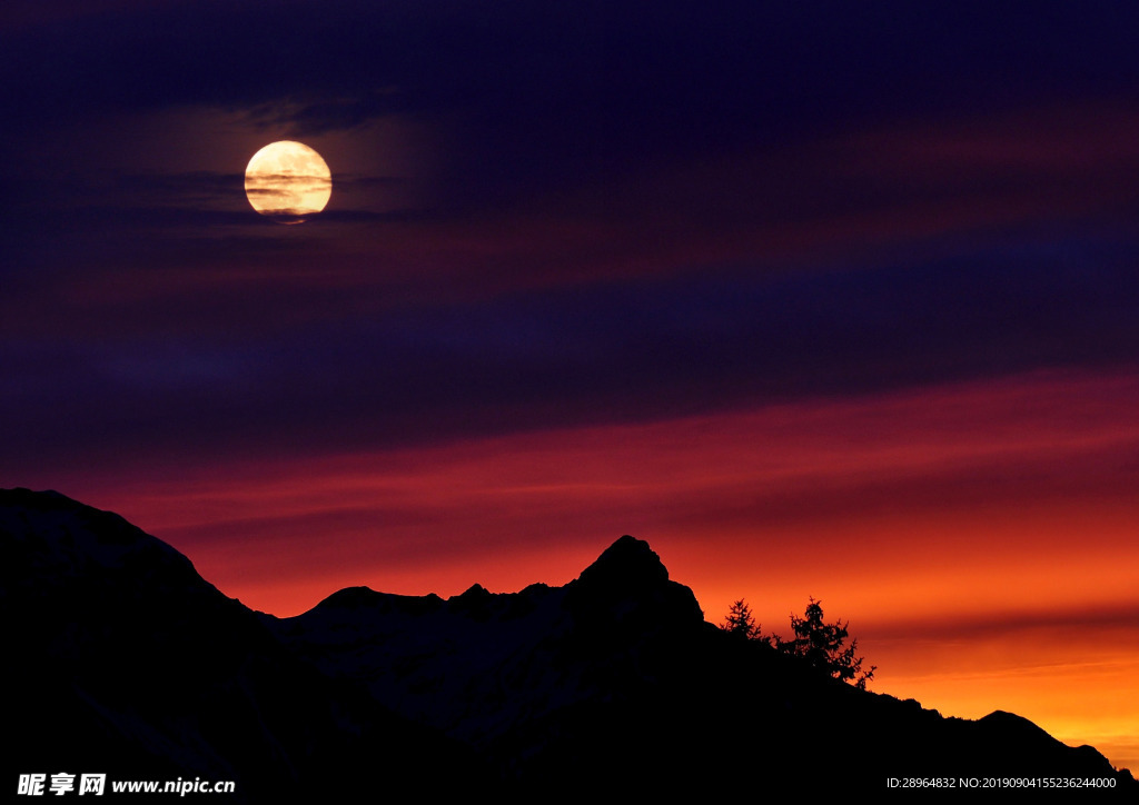 月亮 圆月 团圆 中秋节 黑夜
