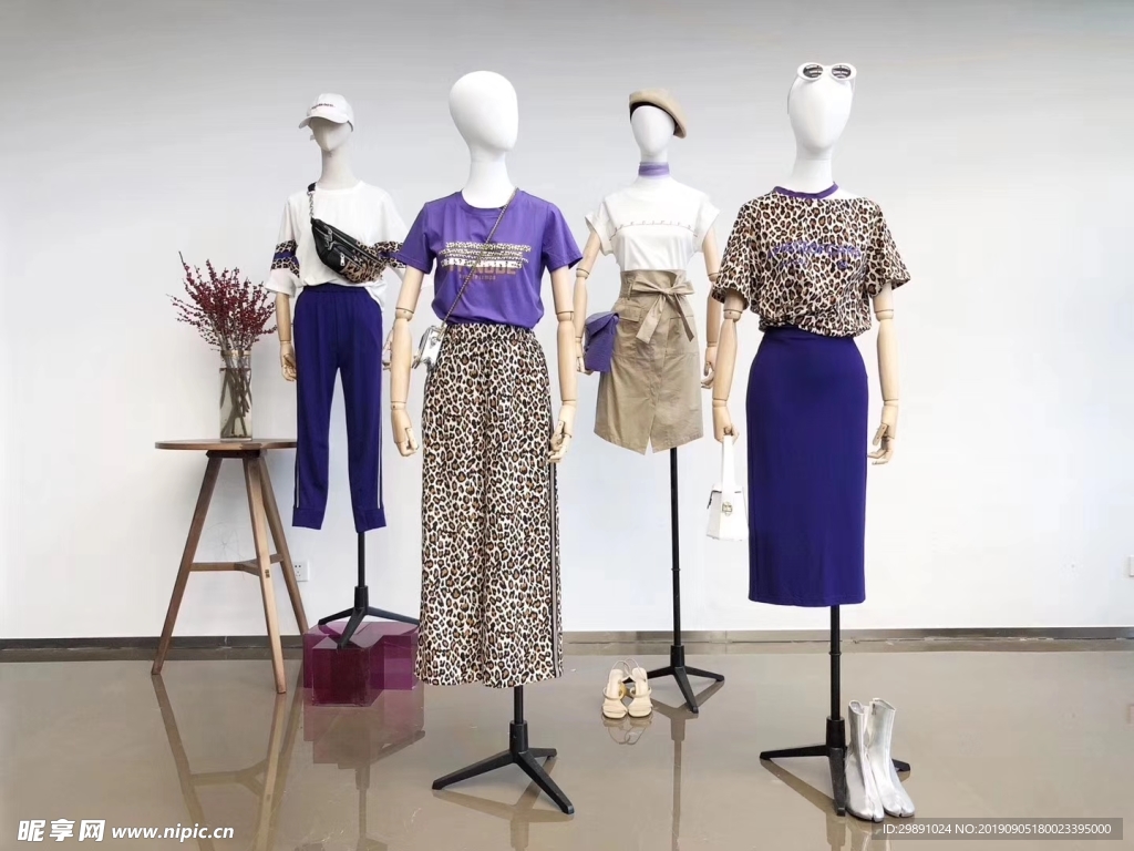 服装 衣服 服装店 服装展示
