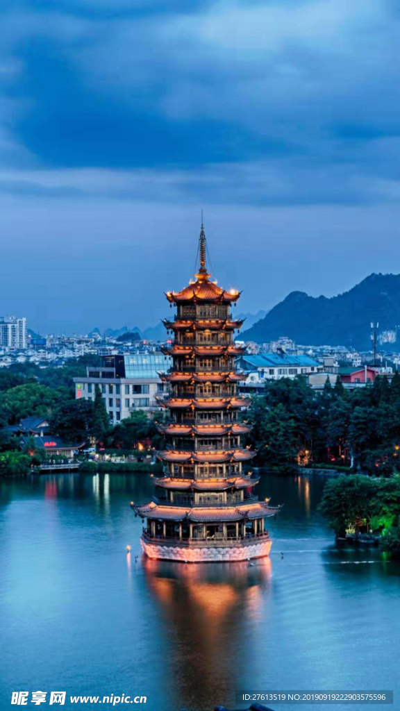 美丽的日塔图片