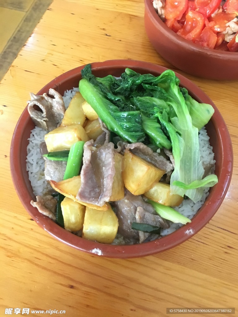 土豆牛肉蒸饭