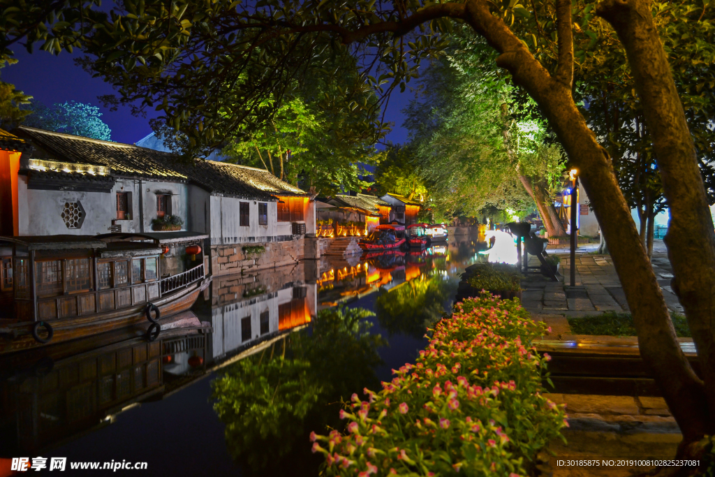 江南水乡古镇南浔