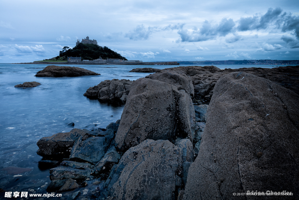 海边海岸摄影图